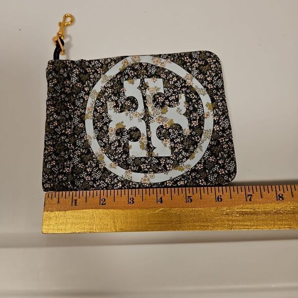 Tory Burch Drawstring Bag with Key Clasp - Picture 6 of 8